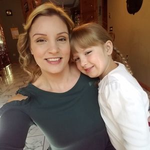 Meet your Posher, April